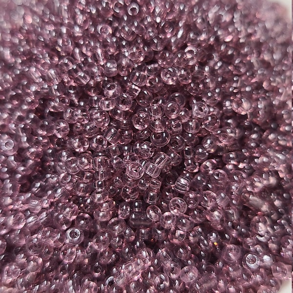 11/0 Transparent Purple Seed Beads, 2mm Rocailles, 9 grams - Item Number 8742