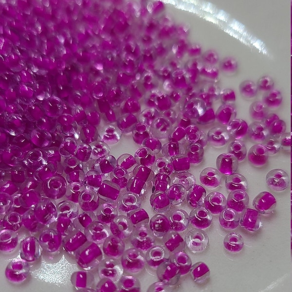 Seed Beads, Color Lined Fuchsia 11/0 Rocailles, 9 grams - Item Number 8840