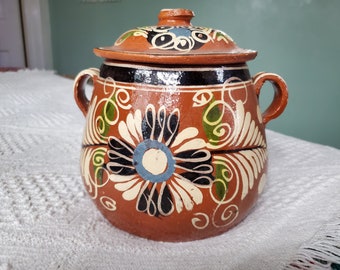 Vintage Tlaquepaque Barro Mexicano Red Clay Bean Pot Redware pintado a mano. D-268