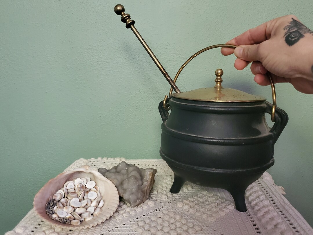 Antique Cast Iron Fire Starter Smudge Pot Cauldron Brass Lid & Pumice