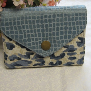Portefeuille compact en tissu pour dames, petit portefeuille d’enveloppe Amelia, portefeuille compact Ladies Blue Spot, portefeuille minimaliste, porte-carte