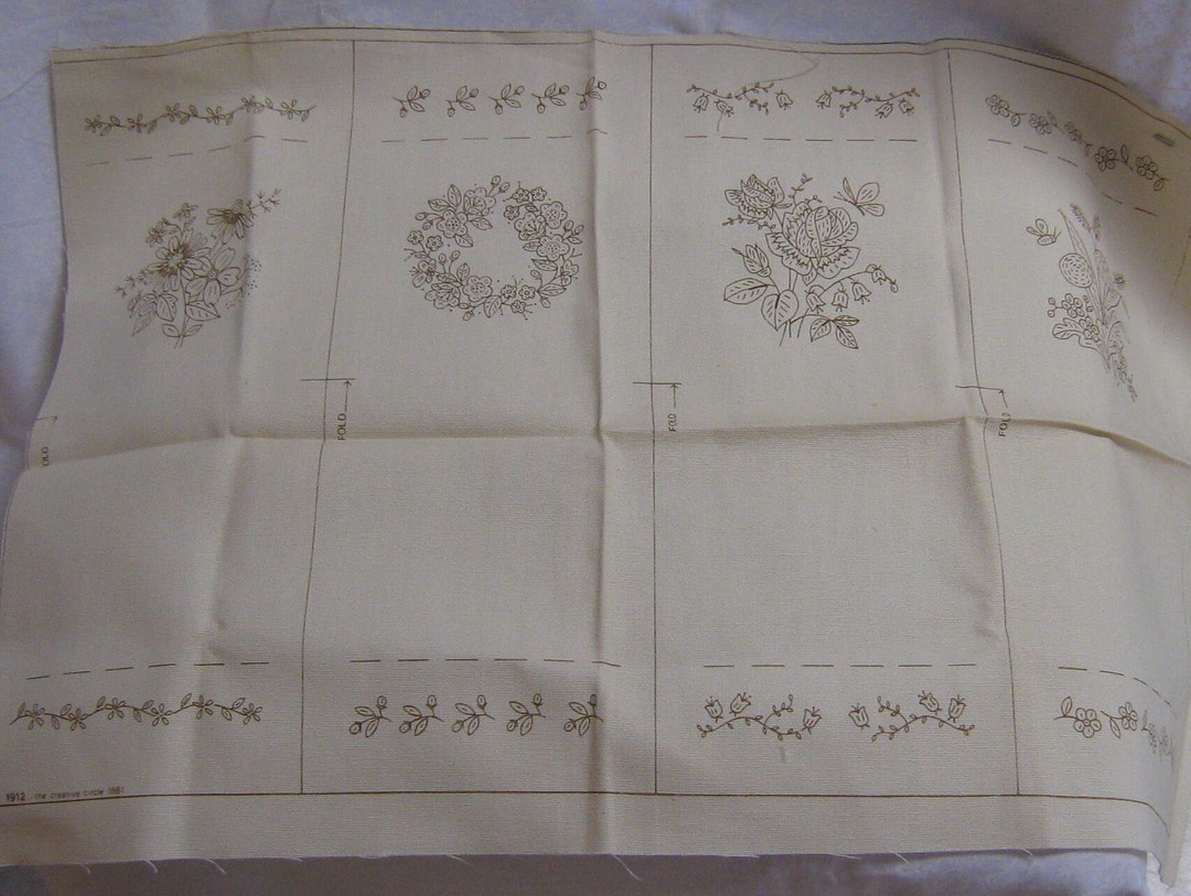 Printed Embroidery Fabric, Floral Embroidery Fabric, the Creative