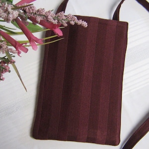 Pochette pratique bordeaux minimaliste, Pochette tour de cou pour téléphone portable, Pochette tour de cou minimaliste mains libres, Sac de voyage pour collier, Pochette basique