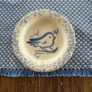 Pleasant Company stamped American Girl Doll Kirsten’s Rowe pottery plate blue bird