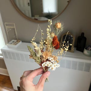 small dried flower bundle