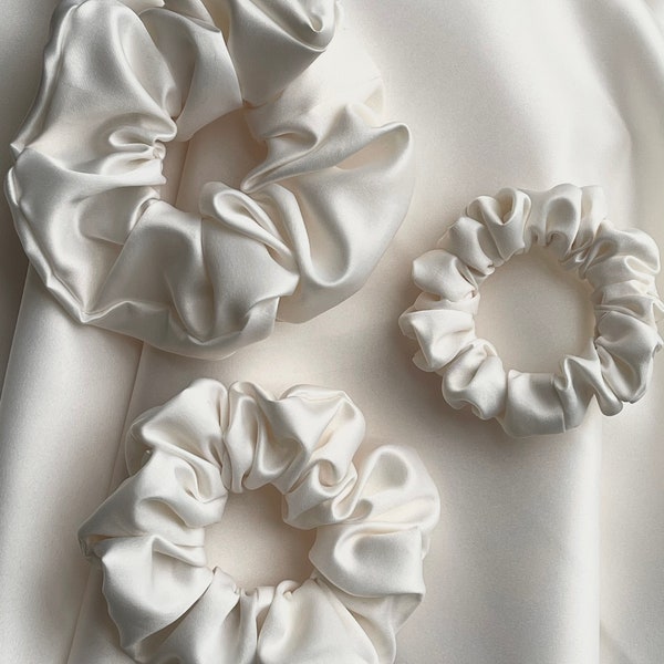 Bride scrunchie | white satin scrunchies set |Ivory scrunchie bulk | bridesmaid scrunchie gift | bride hair tie | bachelorette party favor