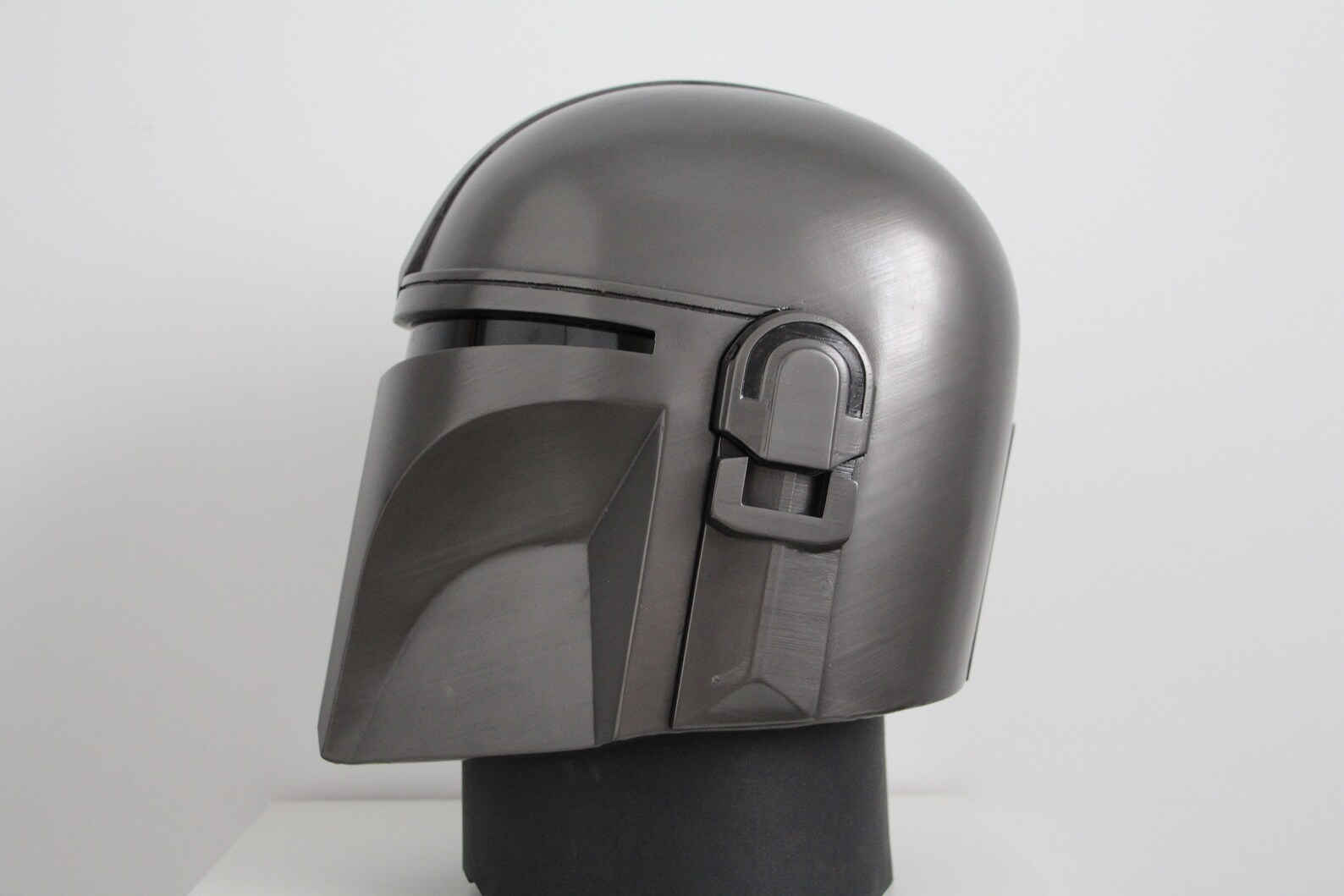 Mandalorian Helmet / CUSTOM SIZE / Star Wars Gift / Star Wars Cosplay