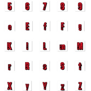Puede incluir: Letras y n&uacute;meros del alfabeto rojo y blanco con contorno negro. Las letras y los n&uacute;meros est&aacute;n en una fuente en negrita, de bloque.