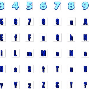 Puede incluir: Un conjunto de alfabeto y n&uacute;meros azul y blanco con efecto 3D. Las letras y los n&uacute;meros est&aacute;n delineados en azul y tienen un fondo blanco.