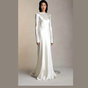 Wediing ivory A-line dress with backless. Custom Wedding  crepe simple  dress with long sleeves. Prom  long Dress with open low back