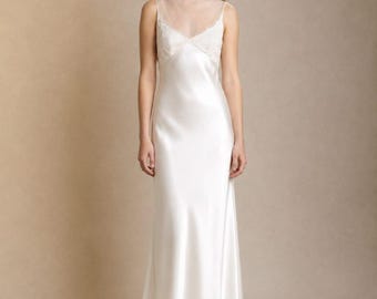 Draped gentle Tulle Wedding Dress, A-Line Backless Satin Gown