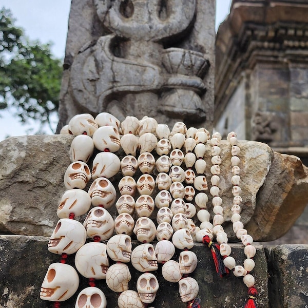 Perles de crâne de howlite blanche, perles de méditation et de yoga, perles de crâne Kali, perles de prière de crâne, perles bouddhistes, perles hindoues