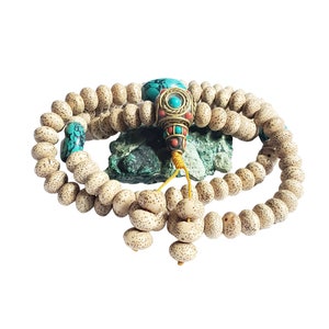 Natürliche Lotus Samen Mala Halskette mit Steinen, hochwertige 108 Lotus Samen Halskette, Heilige Hindu Mala für Gebet und Meditation