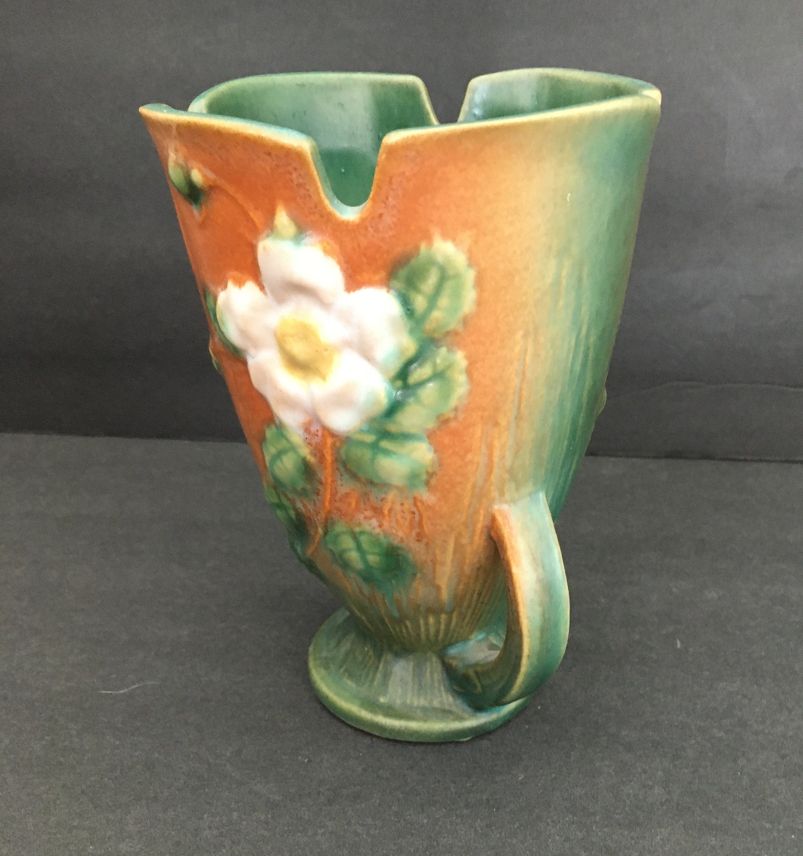 Vintage Roseville Pottery 980-6 White Rose Handled Vase in | Etsy