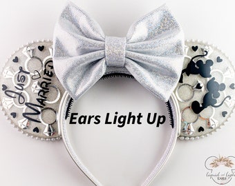 Light Up Just Married Resin Mouse Ears