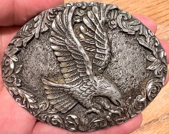 Vintage riemgesp met adelaar, ovaal, zilverkleurig, westernstijl, wild dier, vogel, patriottisch, gemaakt in de VS, BUC 093, gegraveerd verenontwerp