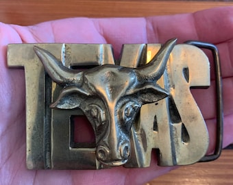 Vintage Texas Longhorns Bull NOS The Lonestar State 1980s Solid Brass Made in Taiwan Gold Colored Shiny Belt Buckle Rare