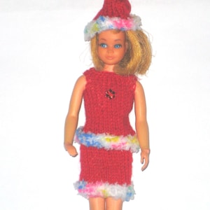 Christmas outfit for Skipper: top, skirt and hat