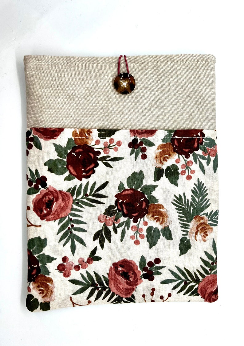 flax and floral book sleeve with pocket for e-reader or glasses