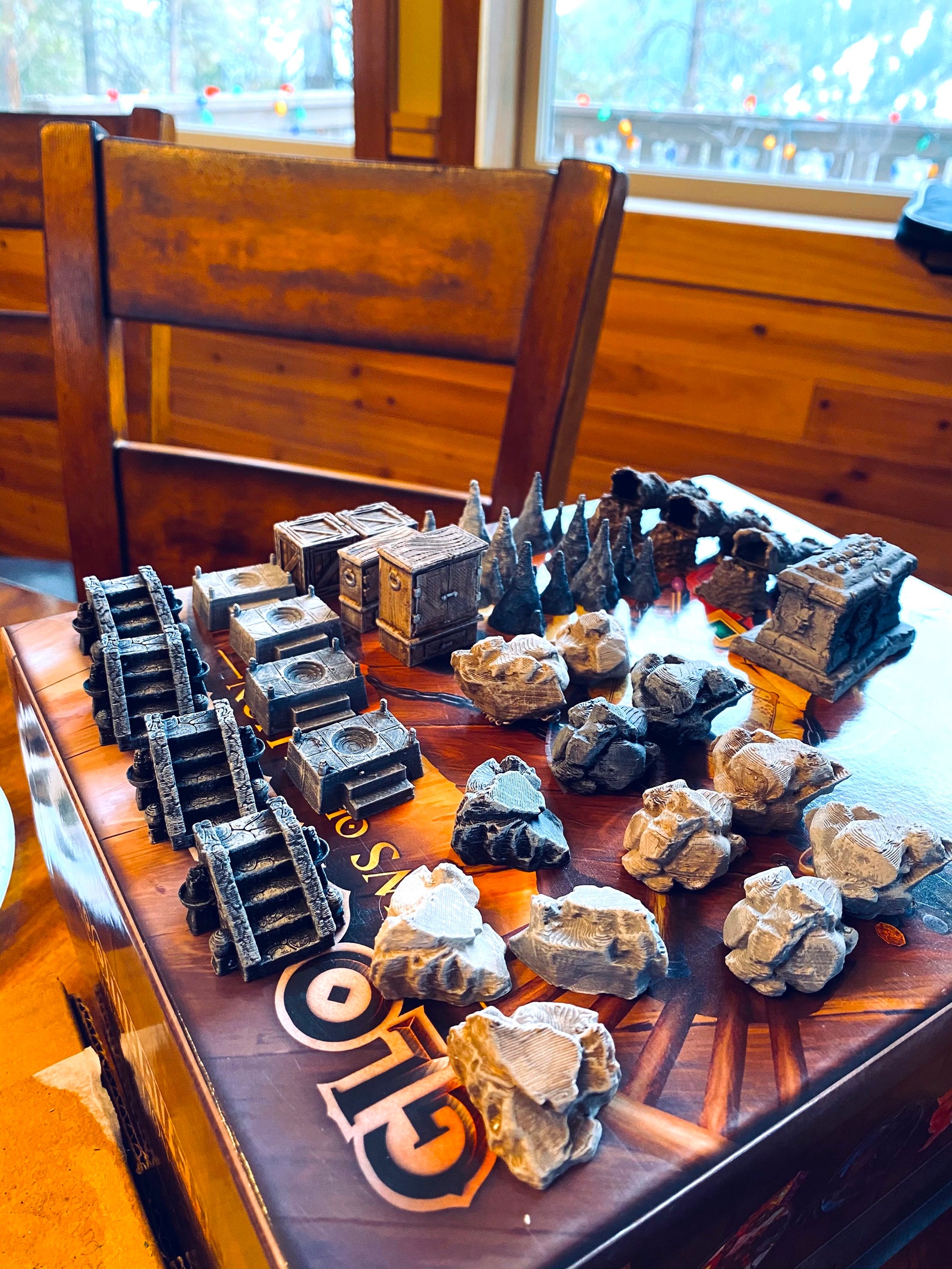 Custom painted tabletop miniatures for RPG boardgames and Etsy