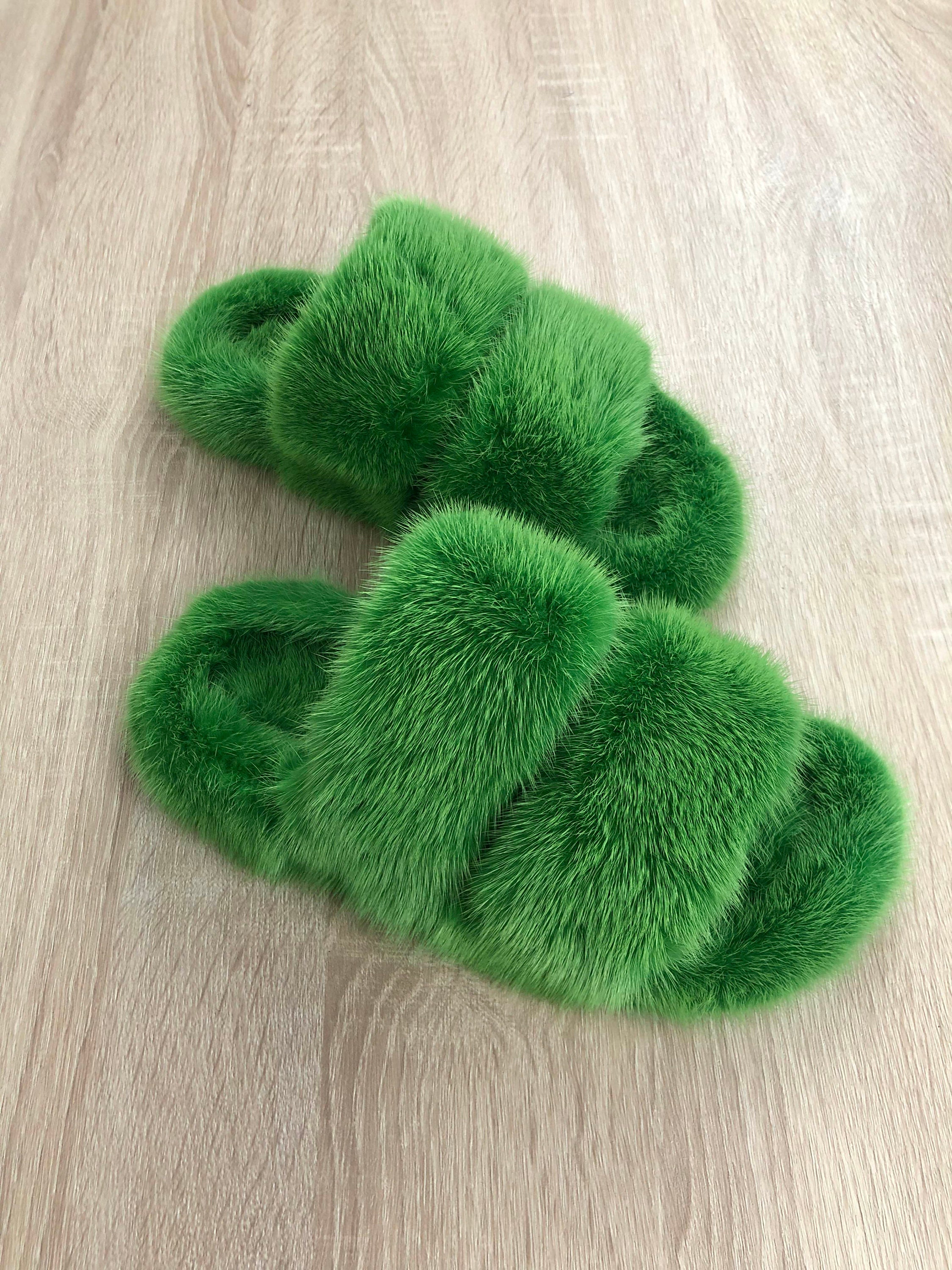 Green shop fur slippers