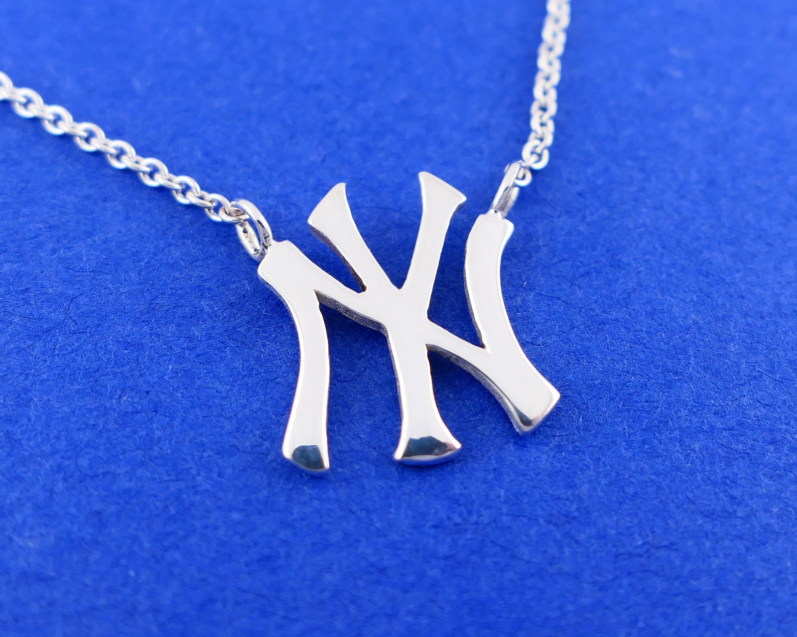 Sterling Silver New York Yankees Baseball Necklace, NY Yankees Logo MLB