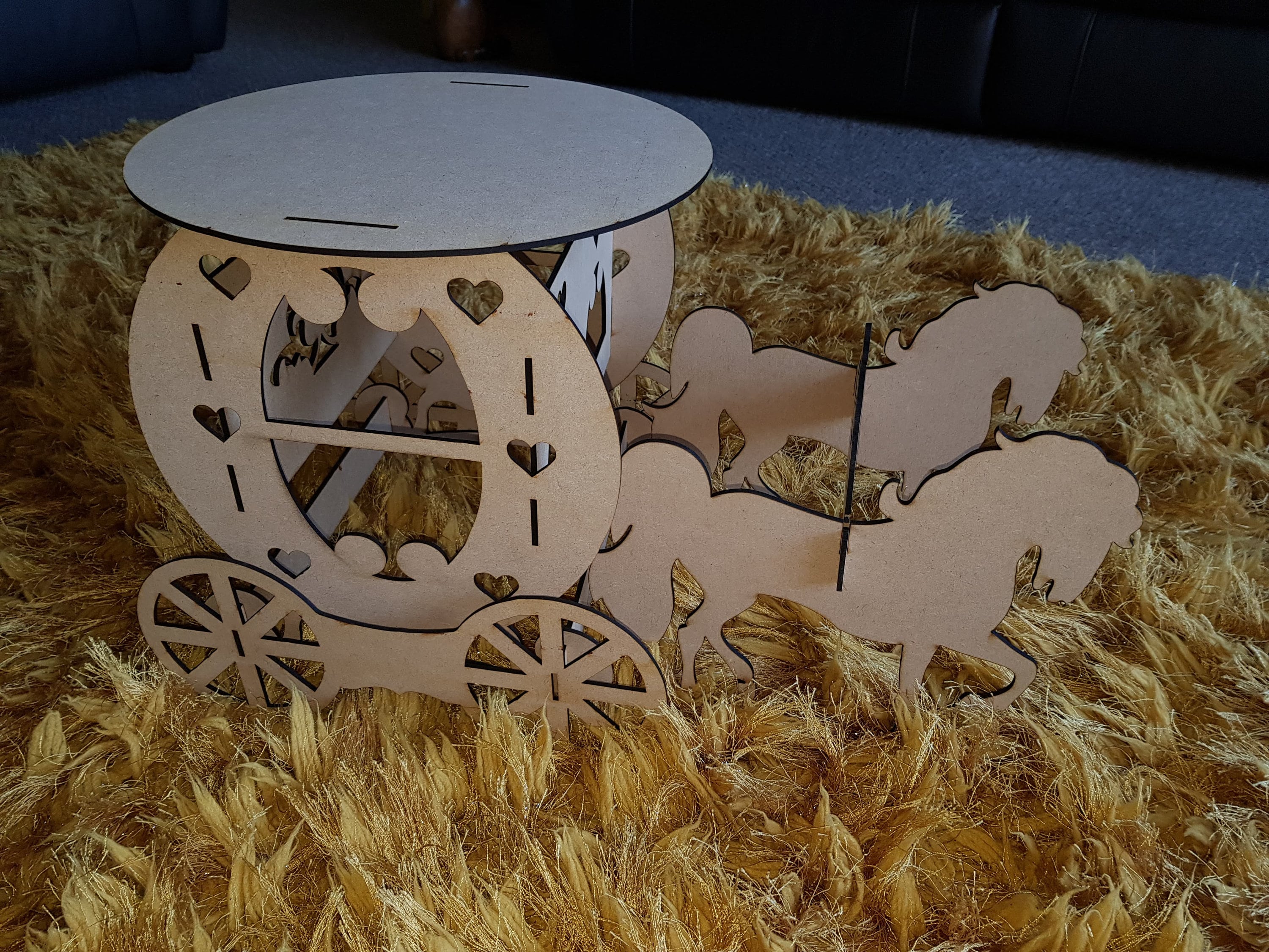 Horse & Carriage Cake Stand made in the UK using best quality Etsy