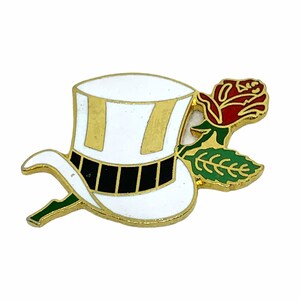 Top Hat and Rose Enamel Needleminder