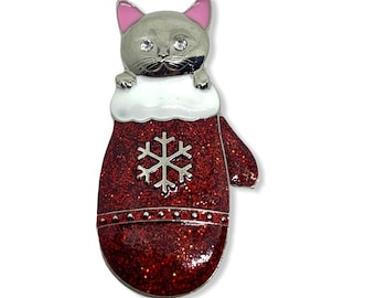 In mitten kitten a