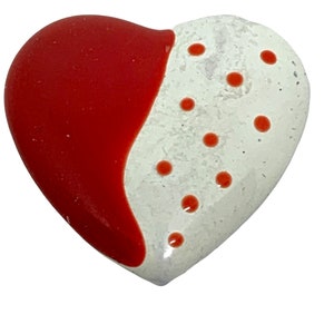 Red and White Heart Needle Minder