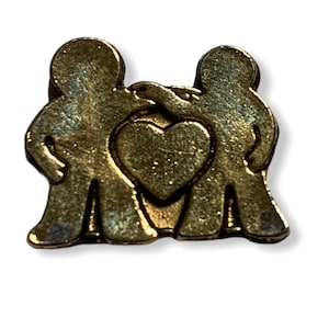 Friends with Heart Needle Minder