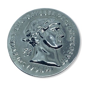 Silver Tone Coin Needle Minder