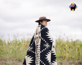 Manta de lana de alpaca hecha a mano. (Brown Holzstapel). Tamaño Queen. Hecha a mano por artesanos indígenas. Súper suave y cálida. ¡ENVÍO GRATIS! Ideas para regalos