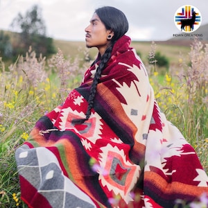 Handgemaakte alpacawollen deken. (wildrood) plaid. Deken met geometrisch ontwerp. Zacht en warm. Machinewasbaar. GRATIS VERZENDING! Cadeau-ideeën.