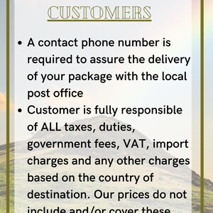 K&ouml;nnte beinhalten: Ein Textbild mit wei&szlig;em Hintergrund und gr&uuml;nem Rand. Der Text lautet "INTERNACIONAL CUSTOMERS" und enth&auml;lt zwei Aufz&auml;hlungspunkte. Der erste Punkt besagt, dass eine Kontakttelefonnummer erforderlich ist, um die Zustellung eines Pakets an das &ouml;rtliche Postamt zu gew&auml;hrleisten. Der zweite Punkt besagt, dass der Kunde f&uuml;r alle Steuern, Abgaben, staatlichen Geb&uuml;hren, Mehrwertsteuer, Einfuhrgeb&uuml;hren und alle anderen Geb&uuml;hren, die auf das Bestimmungsland basieren, voll verantwortlich ist. Der Text besagt auch, dass die Preise diese Geb&uuml;hren nicht beinhalten und/oder abdecken.