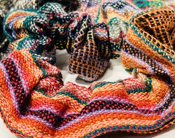 Elásticos de cabelo artesanais. Elásticos de cabelo hippie. Elásticos de cabelo boho. Elásticos de cabelo macios. Ideias para presentes.