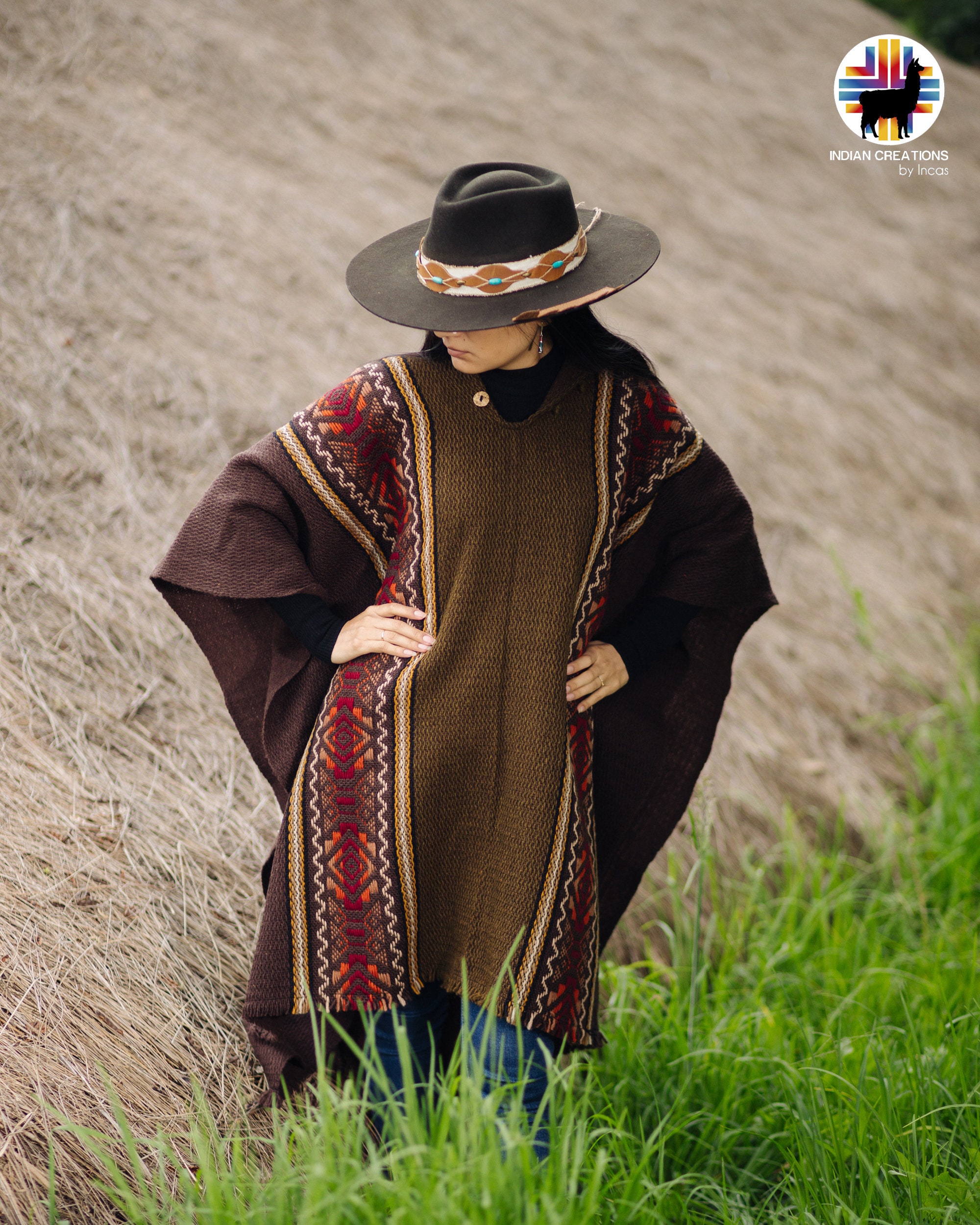 Handmade 100% Wool Poncho. (Arctic Warbler) Closed in the front. One Size. Unisex. Handcrafted by Indigenous Hands.FREE SHIPPING! Gift Ideas