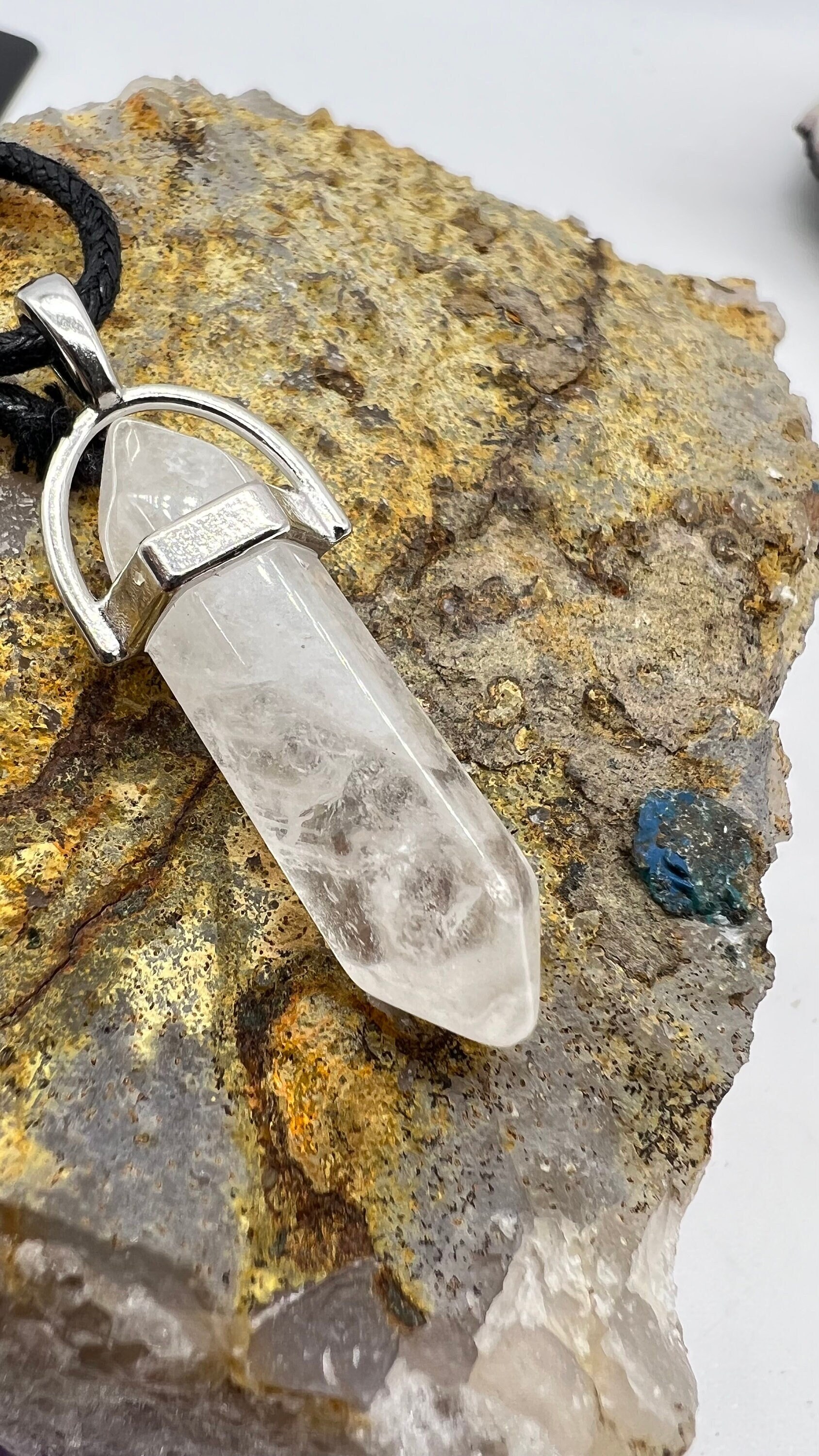Crystal Pendulum Necklace. Chakra Pendant. Wire Wrapped Gemstone Pendant Necklace. Boho spiritual. FREE SHIPPING!