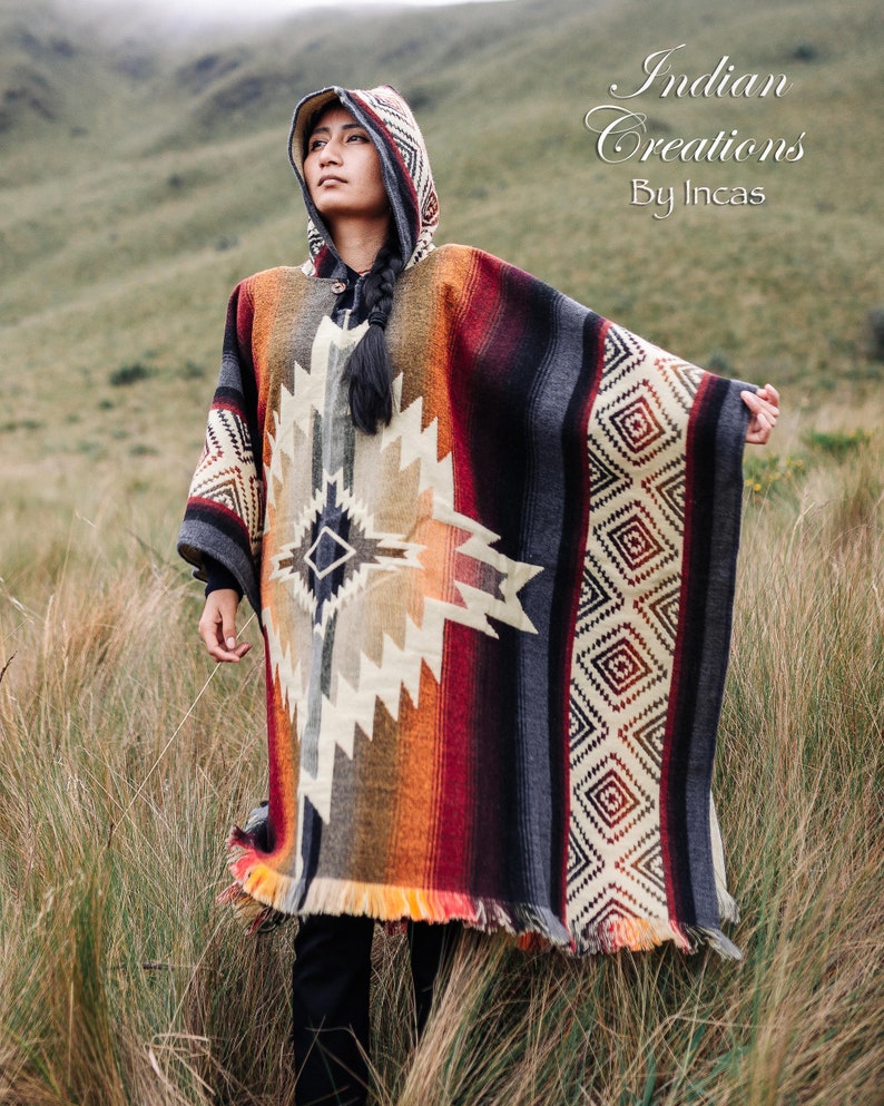 Poncho in alpaca geometrico dei nativi americani Desert Thunder. DESIGN ESCLUSIVO Ultra morbido e caldo. Lavabile in lavatrice Idee regalo per San Valentino immagine 4