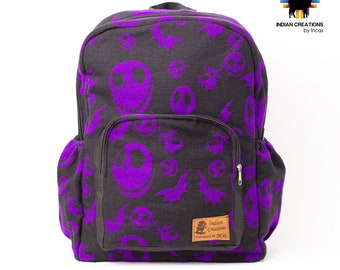Sac à dos fait main. (Violet Jack Skellington) Fait main, unique, accessible. Lavable en machine ! LIVRAISON GRATUITE ! Idées cadeaux pour la Fête des Mères