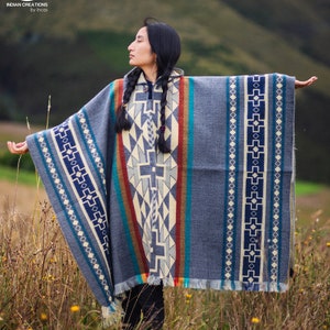 Beautiful Alpaca Wool Poncho (Cloudy Sky) Handcrafted by Indigenous Hands. Soft and warm.Unique. One size. Unisex. FREE SHIPPING!Gift Ideas.