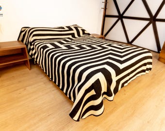 KING SIZE and HEAVY-Duty Alpaca Blanket  (Hippotigris). Handcrafted by Indigenous Hands. Warm, Soft, Durable, Machine Washable.