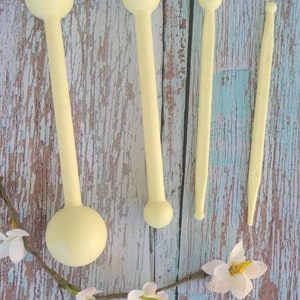 Set 4 pcs. Plastic Ball Sculping Tools for Molding porcelain cold, fondant, gum paste,Polymer Clay, Air Dry Clay, Modelling, Art Projects