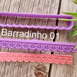 style lace cutter, Barradinho, scalloped shape cutter, lace pattern stamp.