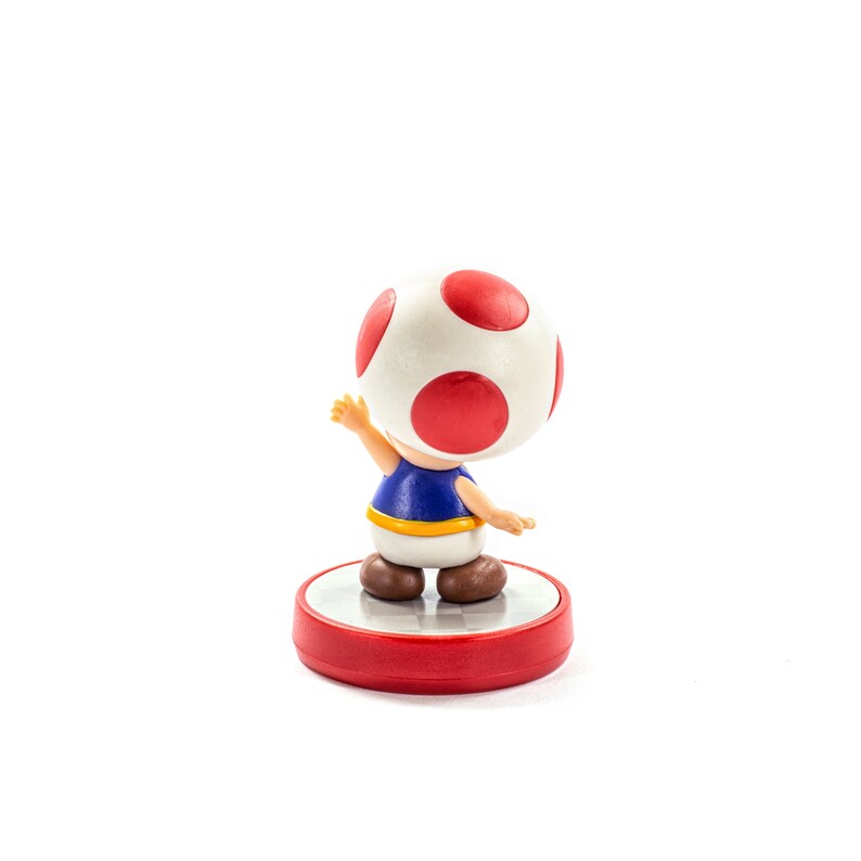 amiibo toad switch