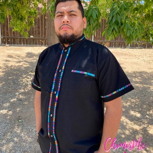 Men’s Mexican traditional shirt. Guayabera for men. Father’s Day gift. Forman button down shirt. Mexican shirt for men
