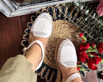 Mexican Huarache Sandals for Women | Handmade Leather Shoes | Wide Width Friendly | Comfortable Walking Sandals