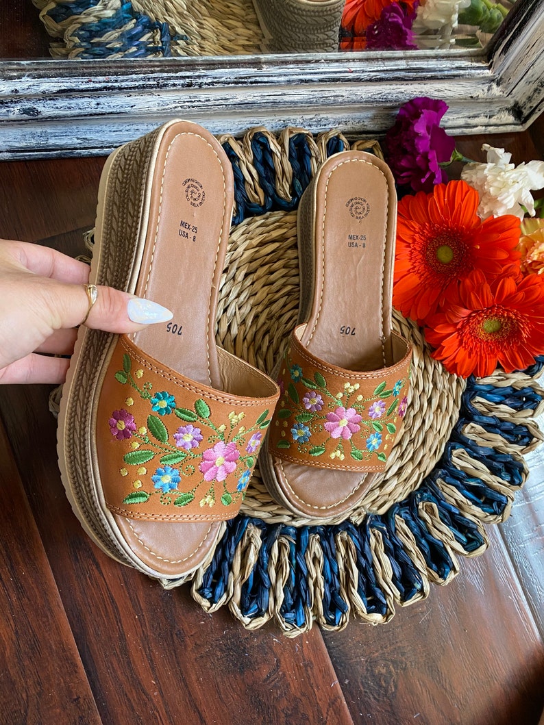 Mexican Leather Sandal. Mexican Embroidered Wedge Heels. - Etsy