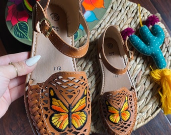 Huarache Sandal ~ All Sizes Boho- Hippie Vintage ~ Mexican Style ~ Colorful Leather ~ Mexican Huaraches