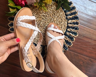 Huarache Sandal ~ All Sizes Boho- Hippie Vintage ~ Mexican Style ~ Colorful Leather ~ Mexican Huaraches